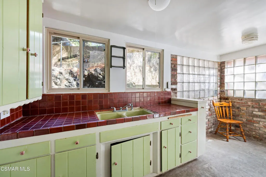 1951 N Topanga Canyon Boulevard, Topanga, California 90290 home-pic-6